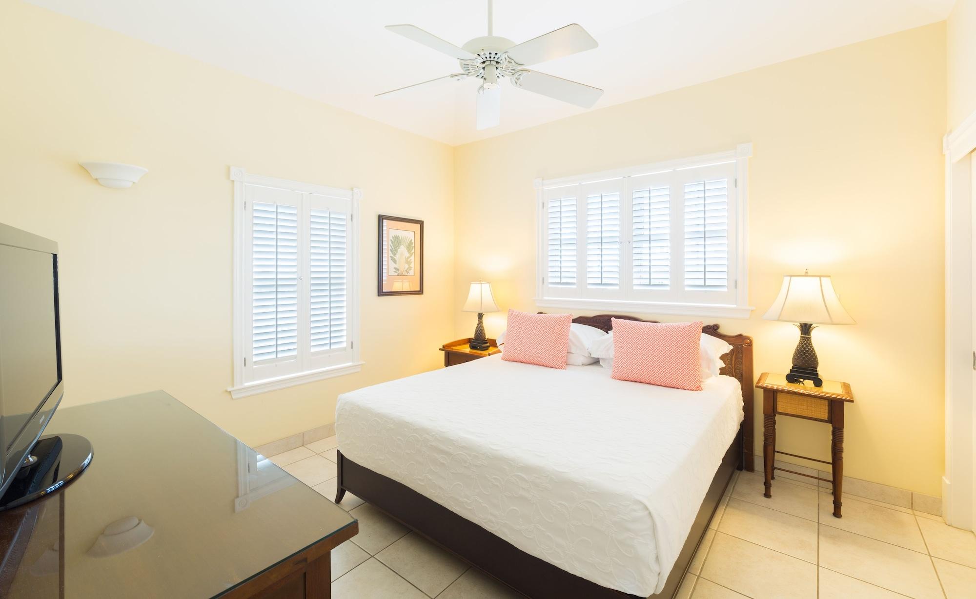 Royal West Indies Grace Bay Exterior photo