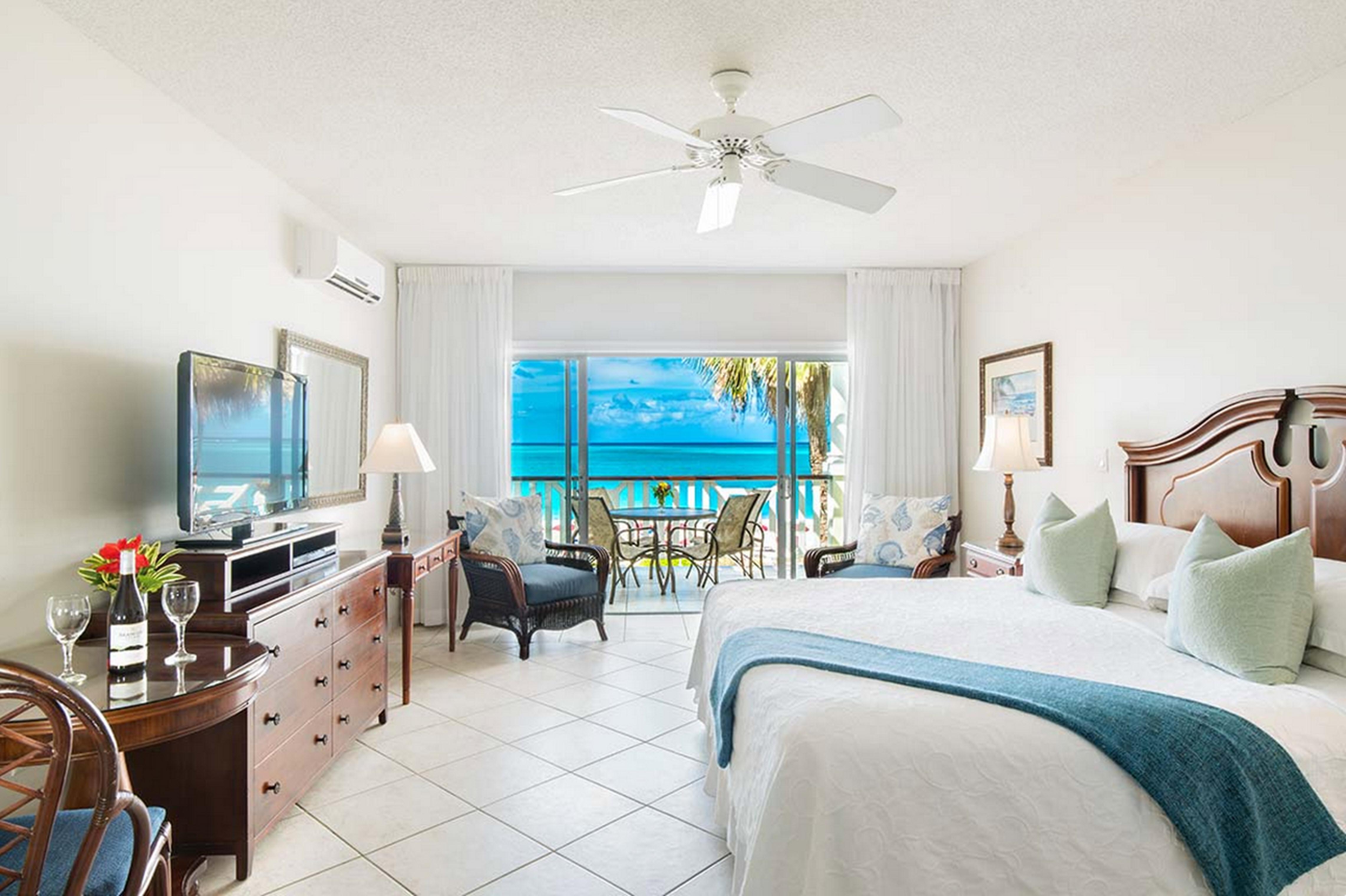 Royal West Indies Grace Bay Exterior photo