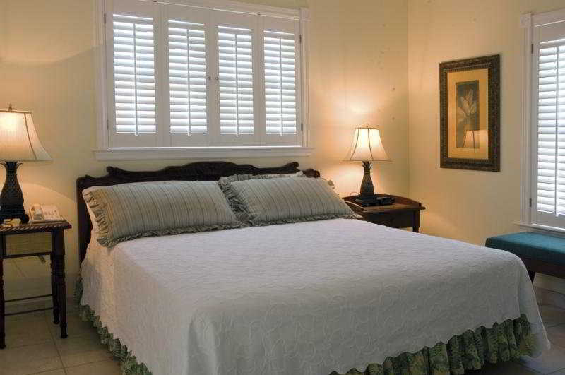 Royal West Indies Grace Bay Exterior photo