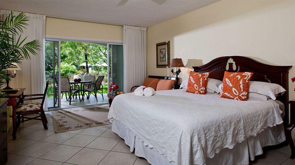 Royal West Indies Grace Bay Exterior photo